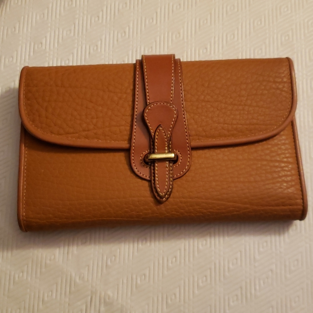 Vintage Dooney & Bourke AWL Madison Clutch